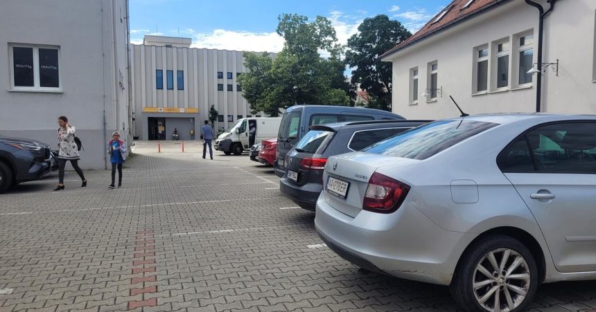 Posta potichu zaviera dalsiu pobocku v krajskom meste od jula ju uz v mlynoch nenajdete