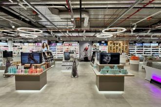 Preco sa aj Alza pustila do predaja krasy Chceme byt zdravsi a namiesto deti hladame dokonalost