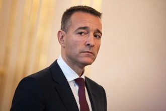 Schodzu k odvolaniu ministra skolstva Druckera neotvorili