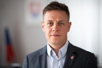 Sef zachrannej sluzby o staniciach To ze na stavbe nie je pohyb este neznamenana ze sa na nej nepracuje