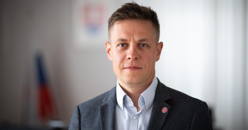 Sef zachrannej sluzby o staniciach To ze na stavbe nie je pohyb este neznamenana ze sa na nej nepracuje