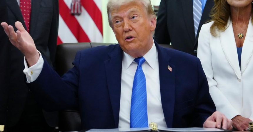 Trump nariadil znizenie pocetu zamestnancov v narodnych spravodajskych sluzbach