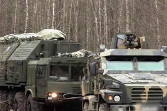 Ukrajinska analyza rakety Oresnik spochybnuje tvrdenia Kremla o najnovsej zbrani
