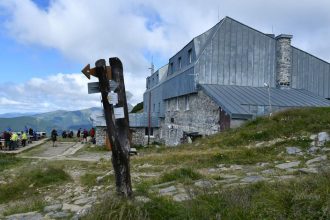 Voci odvolaniu chatara Fabriciusa sa vznesla vlna kritiky