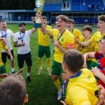 Vytazna rozlucky s trenerom Futbalisti Ziliny oslavuju triumf v Cesko slovenskom pohari