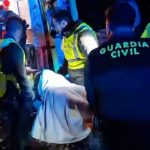 pri zrazke minibusu s cisternovym vozidlom v spanielsku zahynuli piati policajti