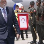 Babish opat vycital Pavlovi ucast na samite NATO Prezydent ho vyzval na vecn spolupracu