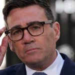 Britski labouristi po nastupe Burnhama v prieskumoch predbehli stranu Reform UK