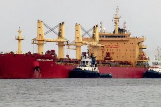 Iran poziadal husiov o pripravu uzavretia trasy cez Cervene more