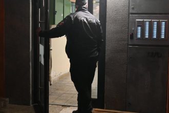 Muz obvineny z vrazdy rodicov a sestry sudit nebudu Rozhodol o tom znalecky posudok