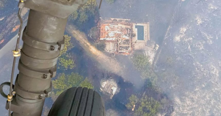 Slovenski hasicu maju za sebou prvy den zasahu vo Francuzsku vykonali 25 vyboju vody