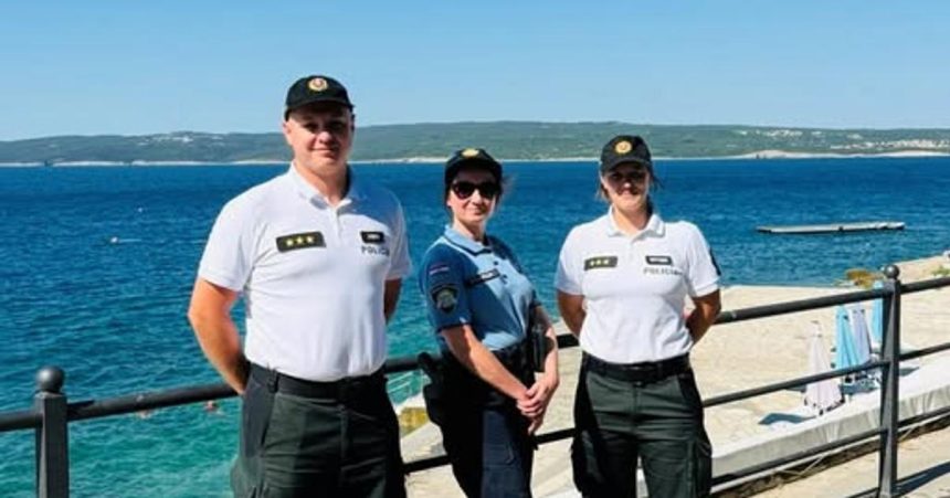 Slovenski policajti pomohli viacerim Slovakom pocas prvych dni sluzby v Chorvatsku