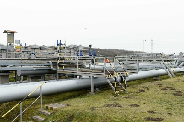 Staty OPEC sa dohodli na dalsom zvyseni tazobnych kvot