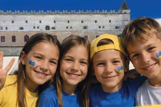 Tridsat deti z Ukrajiny pride do Zvolena Mesto organizuje letny tabor naklady chce pokryt zo zbierky