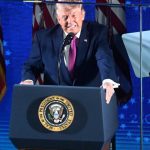 Trumpova platforma zvazuje predplatne vo vyske 100tisic dolarov mesacne za urychleny pristup k jeho prispevkom