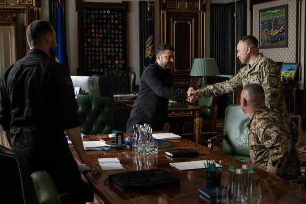 Ukrajinski vojaci vitaju zmenu vo veleni armady dufaju aj v navrat exministra Fedorova