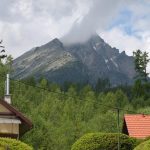 V horskych oblastiach bude od utorka popoludni silnejsi vietor
