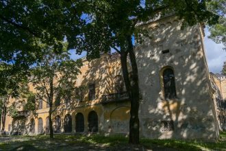 Velky zvrat v pribehu Kastiela Radvanskych Mesto ukoncilo najomnu zmluvu a ma odvazne plany