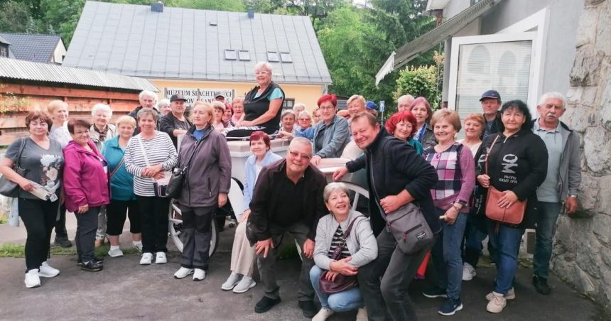 Videli svetovy unikat aj pozostatky zatopenej obce Z vyletu sa vratili plni zazitkov