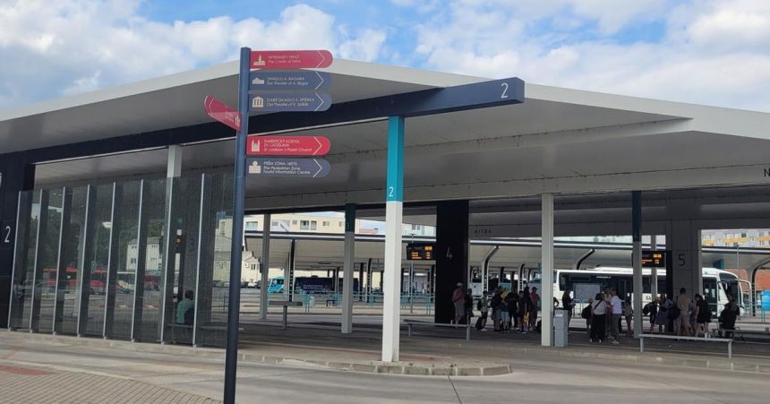 prestupny listok a nova taktova linka autobusovy dopravca uvidza v kraji novinky
