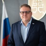 ze ma chce raz zalovat osobne utoky nie su caste ficov argument o setreni je nezmysel rozhovor