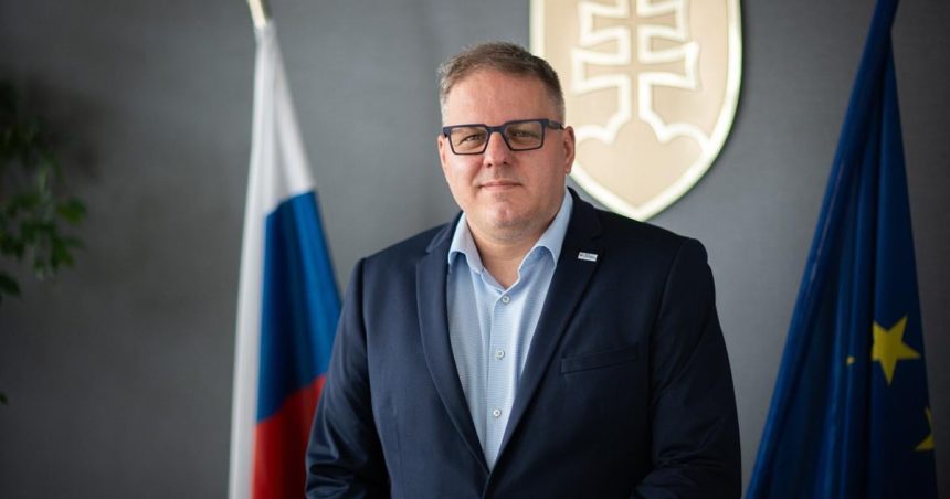 ze ma chce raz zalovat osobne utoky nie su caste ficov argument o setreni je nezmysel rozhovor