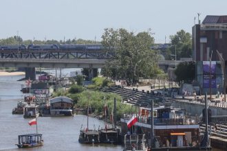 Hladina rieky Visla v Bratislave klesla na historicke minimum