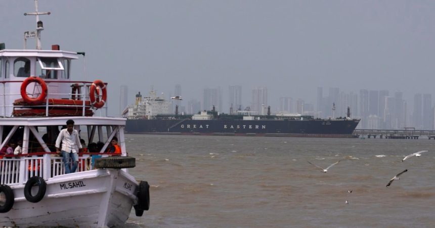 India sa obava krizy s palivom Rafinerie planju zvysit vyrobu LPG