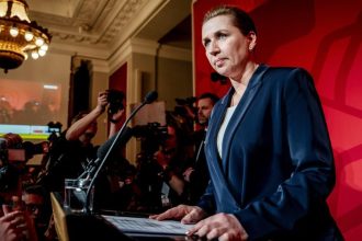 Meloniova a Frederiksenova varuju pred nekontrolovanou migraciou do Evropu