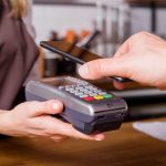 Mobilom uz plati viac nez polovica Slovakov zaujem o AI v nakupovani rastie