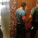 Najprv ho olupili potom ho na smrt dobili Trom bezdomovcom hrozi 15 rokov vezenia
