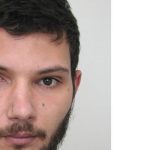 Policia hlada Sinana Simseka