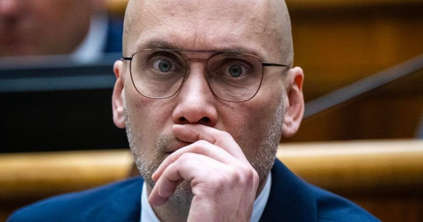 SaS iniciuje mimoriadne rokovanie hospodarskeho vyboru o novom jadrovom zdroji
