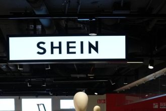 Shein oakva ohodnotenie 27 milird dolrov od svojho vstupu na burzu