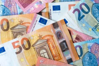 Statna premia k stavebnemu sporeniu zostava na maxime 70 eur