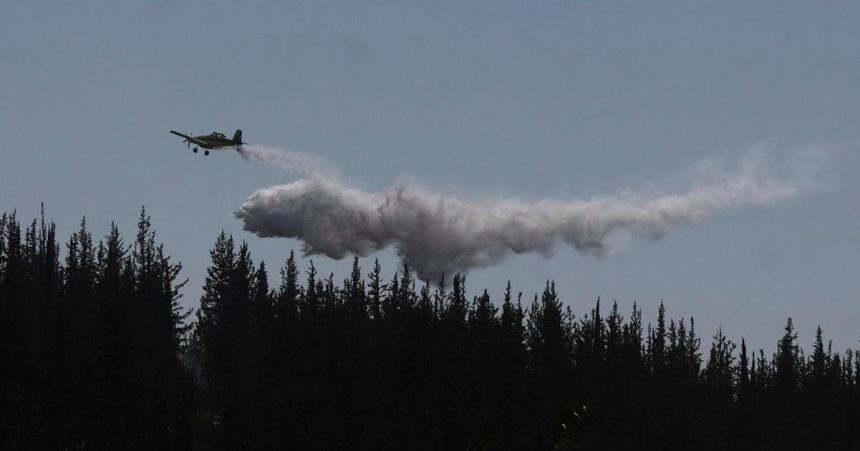 Tisice obyvatelov sa evakuju pre siriace sa lesne poziare v state Washington