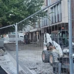 Asfalt v centre nahradí dlažba, vrátili sa archeológovia