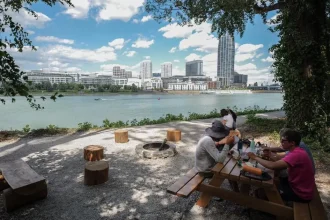 Bratislava sa usiluje získať status mesta a rozvíjať svoje ambície