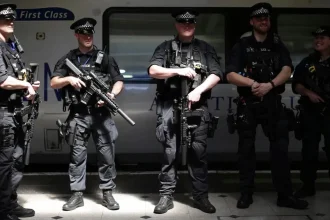 Británia eviduje nárast incidentov s dronmi pri obranných zariadeniach
