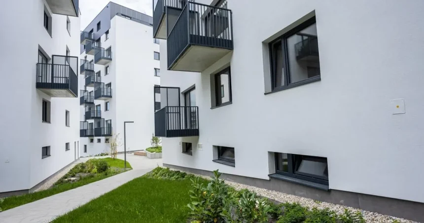 Byty v krajských mestách v auguste medziročne zdraželi takmer o deväť percent