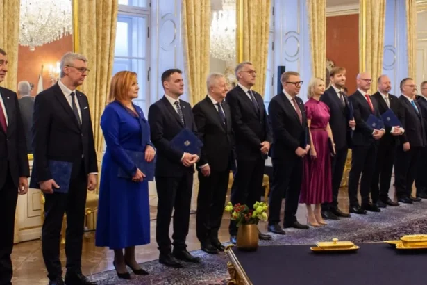 Česká opozícia chce iniciovať hlasovanie o nedôvere vláde, získala 92 podpisov