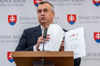 Danko neustupuje od odvolávania Tarabu, predčasné voľby označil za fór