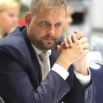 Dočasne nemá štátneho tajomníka. Aké možnosti má minister pri dlhodobej PN?