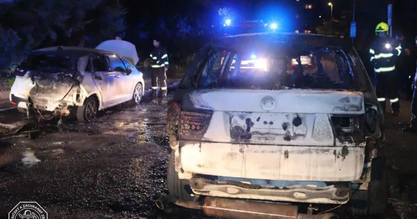 Dve autá zhoreli v Bratislave, predbežná škoda 36-tisíc eur