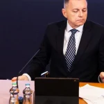 Ekonomiku drží nad vodou ochota Slovákov míňať. Podľa Kažimíra sa prispôsobili stresu