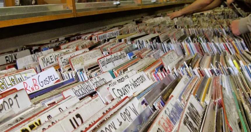 EÚ chcela stopnúť lacné balíky z Temu. Nové pravidlá predražili kapelám predaj vinylov