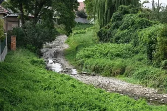 Extrémne vysoké teploty a pretrvávajúci nedostatok zrážok