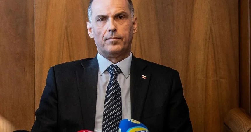 Generálny prokurátor Žilinka dostal vyhrážky bombovým útokom