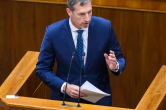 KDH ostro kritizuje aktuálne vládne návrhy a žiada ich dôkladnú revíziu