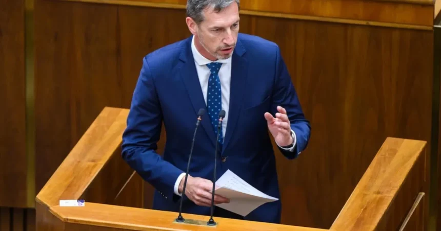 KDH ostro kritizuje aktuálne vládne návrhy a žiada ich dôkladnú revíziu